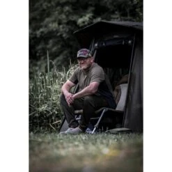 Trakker Tempest Brolly 100T Aquatexx EV 40 Trakker Tempest Brolly 100T Aquatexx EV -Fox Tienda de ventas 201539 TRK L1 Tempest Brolly 100T AEV Lifestyle 016 550x550h