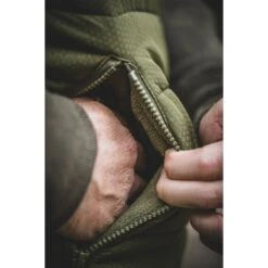 Trakker Hexathermic Bodywarmer Colección 2023 -Fox Tienda de ventas 206621 206626 Trakker Hexathermic Bodywarmer LIFESTYLE 32 550x550h