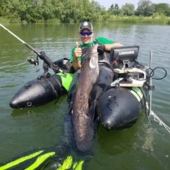 Aletas De Barco MadCat Belly 7 Aletas De Barco MadCat Belly -Fox Tienda de ventas 33216274 1887824864845680 7603229447029784576 n 550x550 1