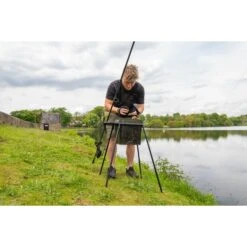 Kit De Estación De Cebo Para Carpas Avid -Fox Tienda de ventas A048003720Bait20Station20Kit ls 07 550x550w