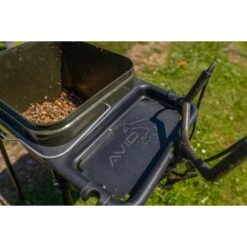Kit De Estación De Cebo Para Carpas Avid -Fox Tienda de ventas A048003720Bait20Station20Kit ls 12 550x550w