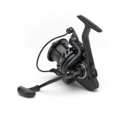 Daiwa Viuda Negra 25A -Fox Tienda de ventas BLACK20WIDOW2025A 550x550h