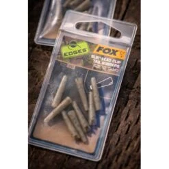 Clip Y Piquetas Fox Edges Camo Tamaño 10 Swallow Lead 8 Clip Y Piquetas Fox Edges Camo Tamaño 10 Swallow Lead -Fox Tienda de ventas CAC809 Fox Slik Lead Clips and Pegs in use 4 550x550h