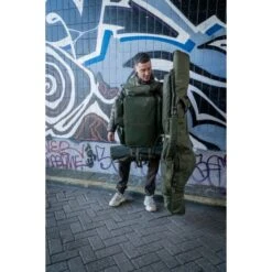 Trakker Sanctuary Cuna Autoinflable XL -Fox Tienda de ventas Trakker NXG Luggage Lifestyle Shoot Feb 005 550x550h