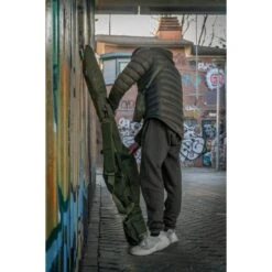 Trakker NXG 5 Rod Manga Acolchada 12 Pies 39 Trakker NXG 5 Rod Manga Acolchada 12 Pies -Fox Tienda de ventas Trakker NXG Luggage Lifestyle Shoot Feb 267 550x550h