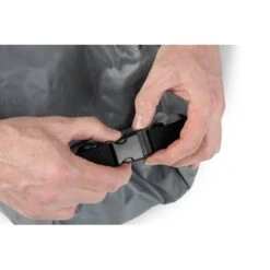 Bolsa Seca Fox Rage HD 15L -Fox Tienda de ventas nlu105 107 rage voyager dry bag clip closed detail 550x550w