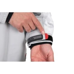 Fox Rage Light Camo Chaqueta De Triple Capa Edición Limitada -Fox Tienda de ventas npr455 460 rage light camo jacket cuff detail 550x550w